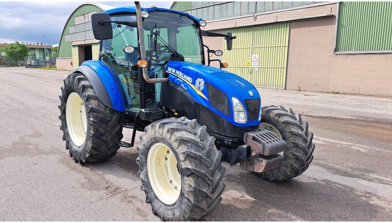New Holland T 4.105 - Farm tractor: picture 1 New Holland T 4.105 - Farm tractor: picture 1