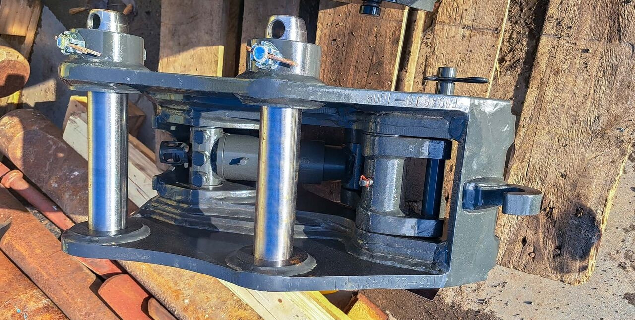 BQC 04M mini - Quick coupler for Mini excavator: picture 2 BQC 04M mini - Quick coupler for Mini excavator: picture 2