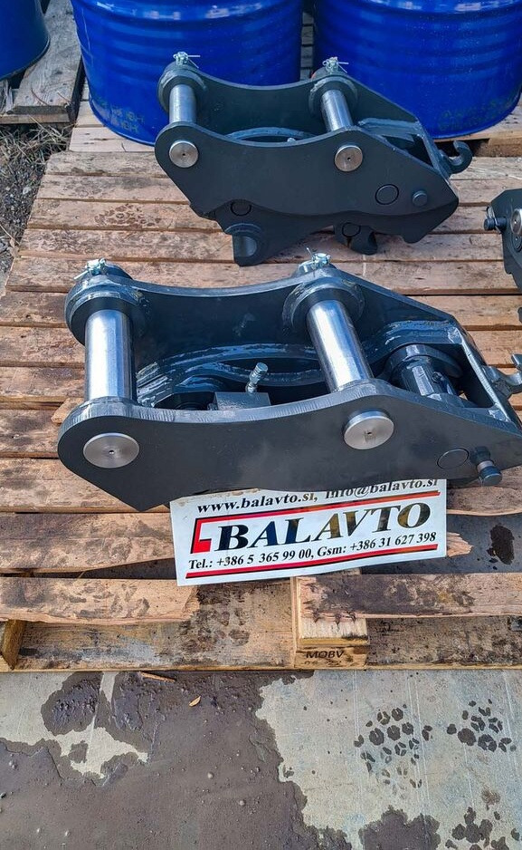 BQC 05 - Quick coupler for Excavator: picture 2 BQC 05 - Quick coupler for Excavator: picture 2