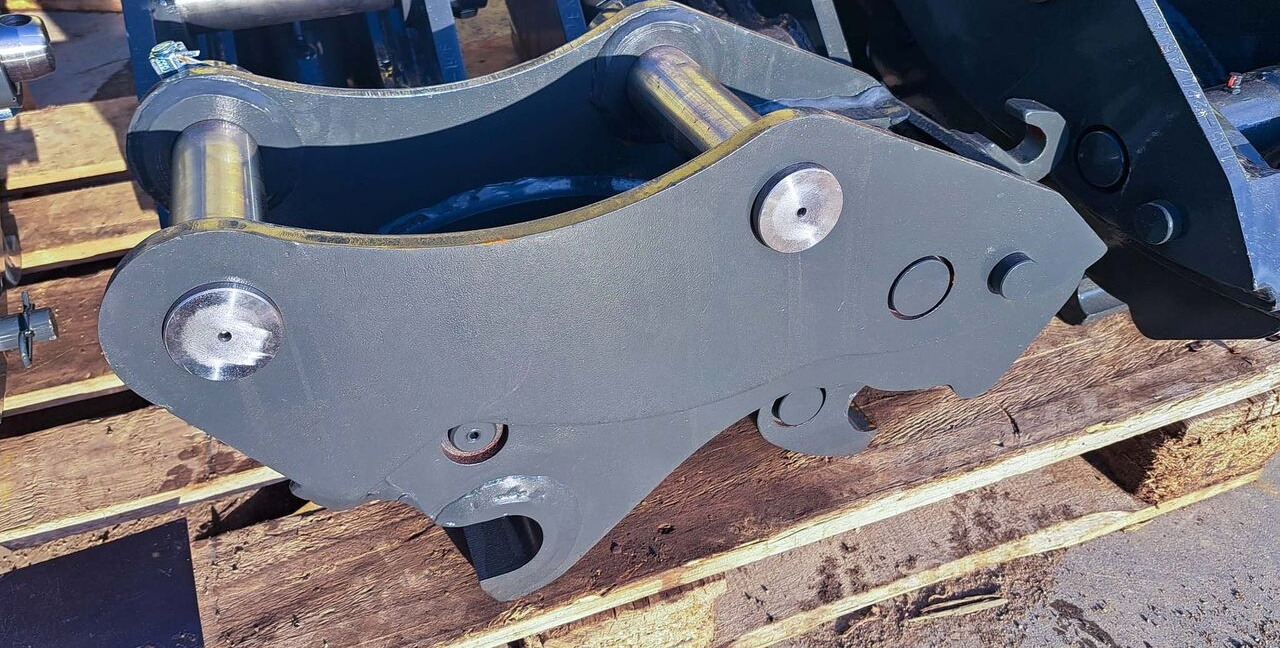 BQC 05M - Quick coupler for Excavator: picture 1 BQC 05M - Quick coupler for Excavator: picture 1