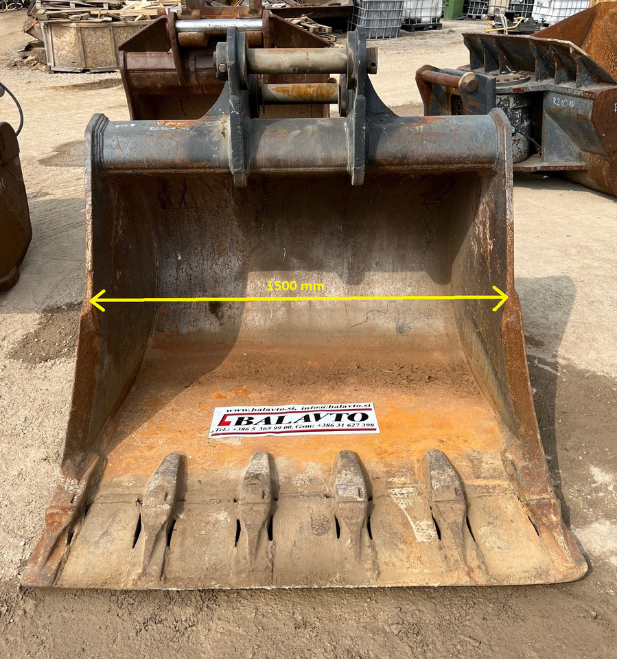 Digging bucket 1500 mm - Excavator bucket: picture 2 Digging bucket 1500 mm - Excavator bucket: picture 2