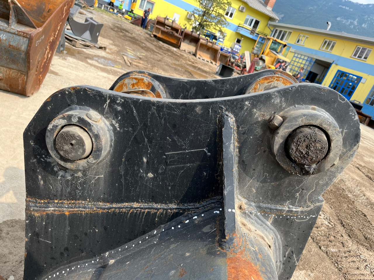 Digging bucket 1500 mm - Excavator bucket: picture 4 Digging bucket 1500 mm - Excavator bucket: picture 4