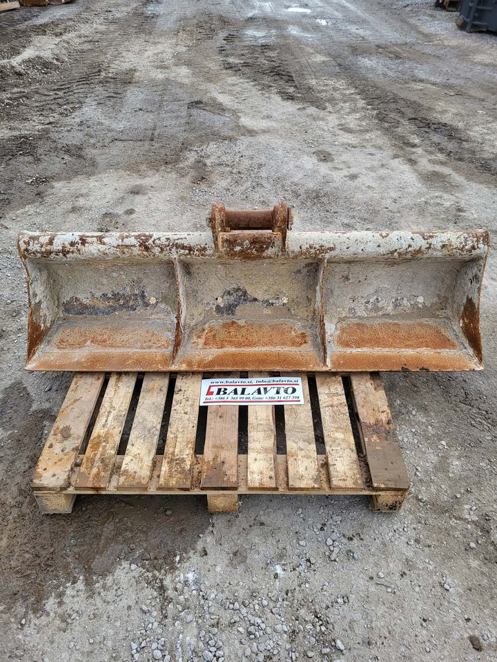 Ditch cleaning bucket 1800 mm for 8-12 ton excavators - Excavator bucket for Construction machinery: picture 1 Ditch cleaning bucket 1800 mm for 8-12 ton excavators - Excavator bucket for Construction machinery: picture 1