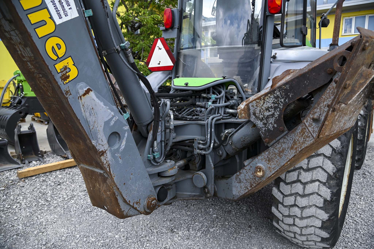 Backhoe loader Lännen 8600E: picture 40
