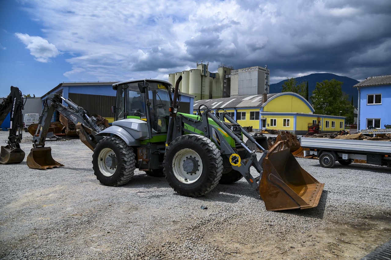 Backhoe loader Lännen 8600E: picture 10