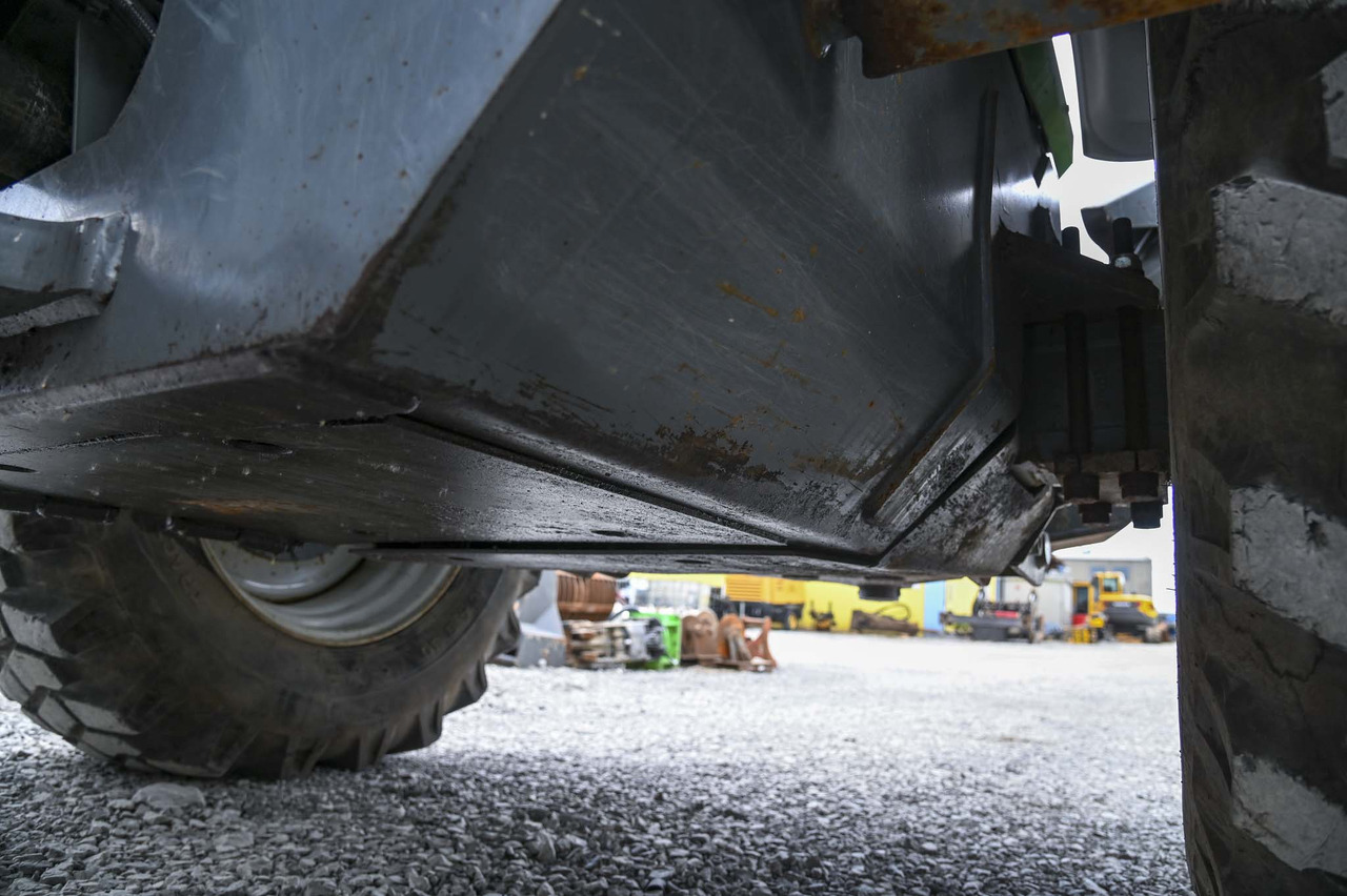 Backhoe loader Lännen 8600E: picture 35