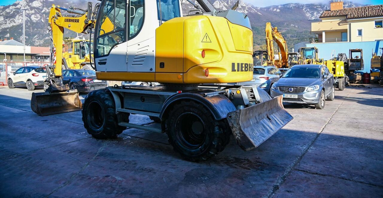 Liebherr A910 - Wheel excavator: picture 4 Liebherr A910 - Wheel excavator: picture 4