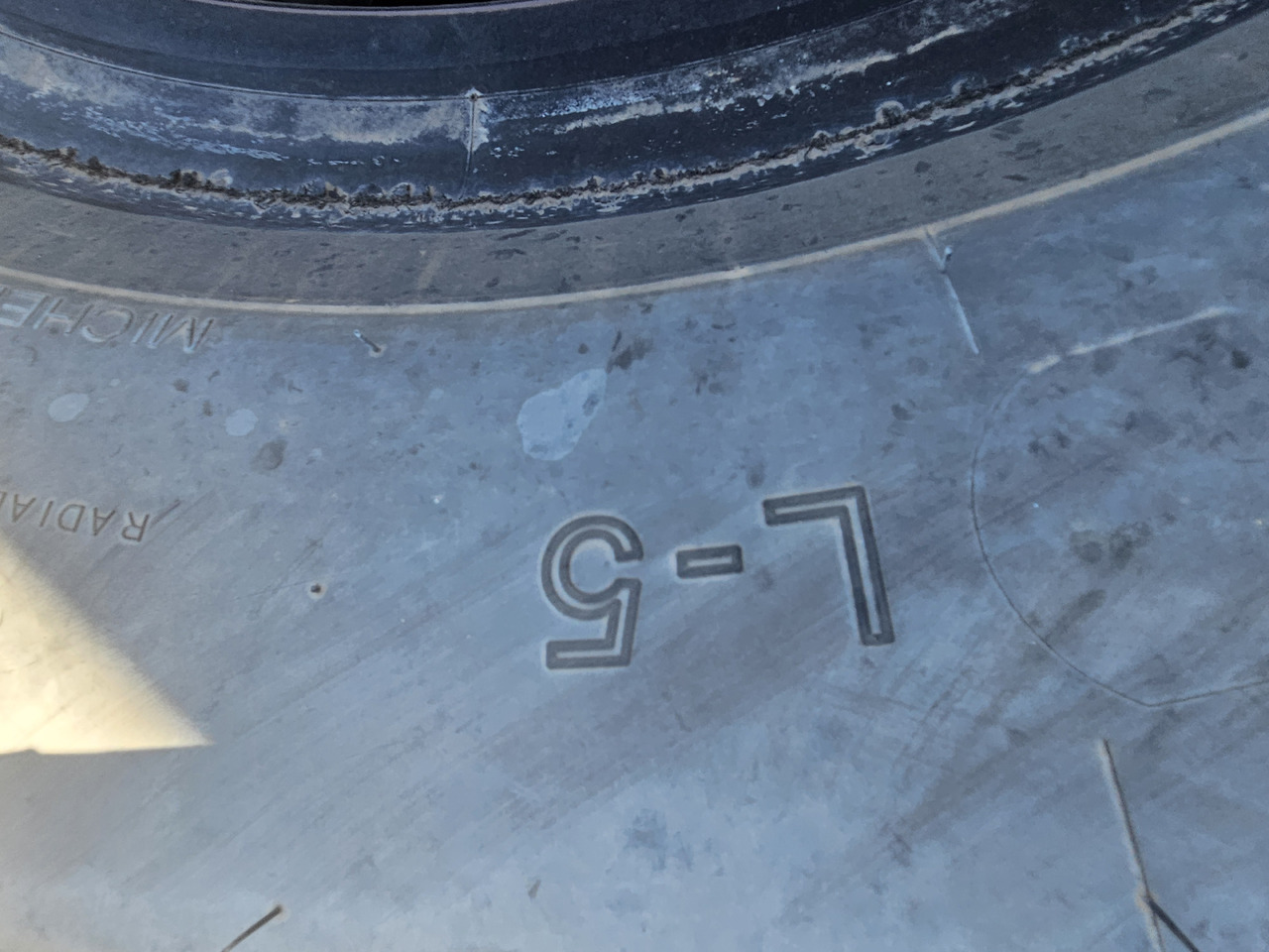 MICHELIN XMINE D2, 35/65R33 - Tire for Wheel loader: picture 5 MICHELIN XMINE D2, 35/65R33 - Tire for Wheel loader: picture 5