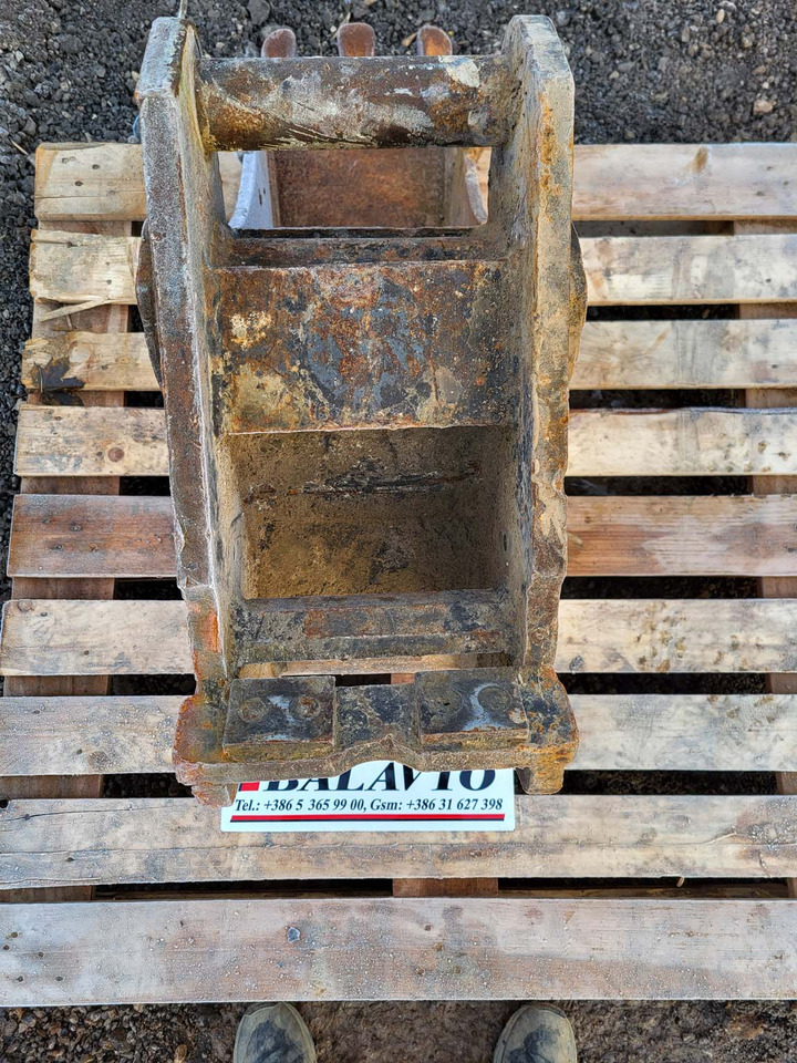 Narrow digging bucket 300 mm - Excavator bucket: picture 3 Narrow digging bucket 300 mm - Excavator bucket: picture 3