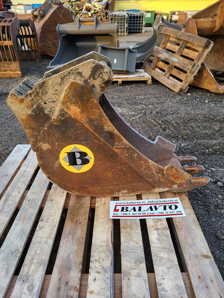 Narrow digging bucket 300 mm - Excavator bucket: picture 2 Narrow digging bucket 300 mm - Excavator bucket: picture 2