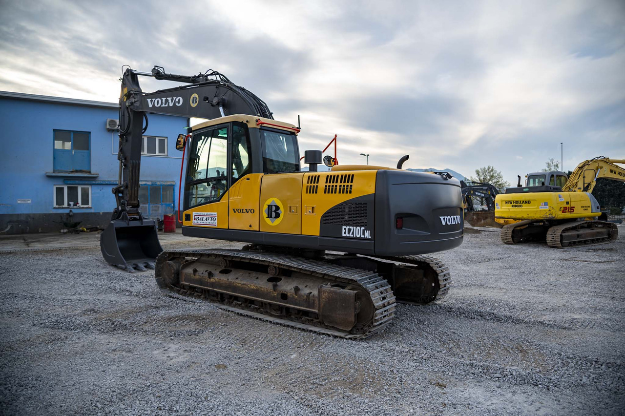 VOLVO EC210CNL - Crawler excavator: picture 4 VOLVO EC210CNL - Crawler excavator: picture 4