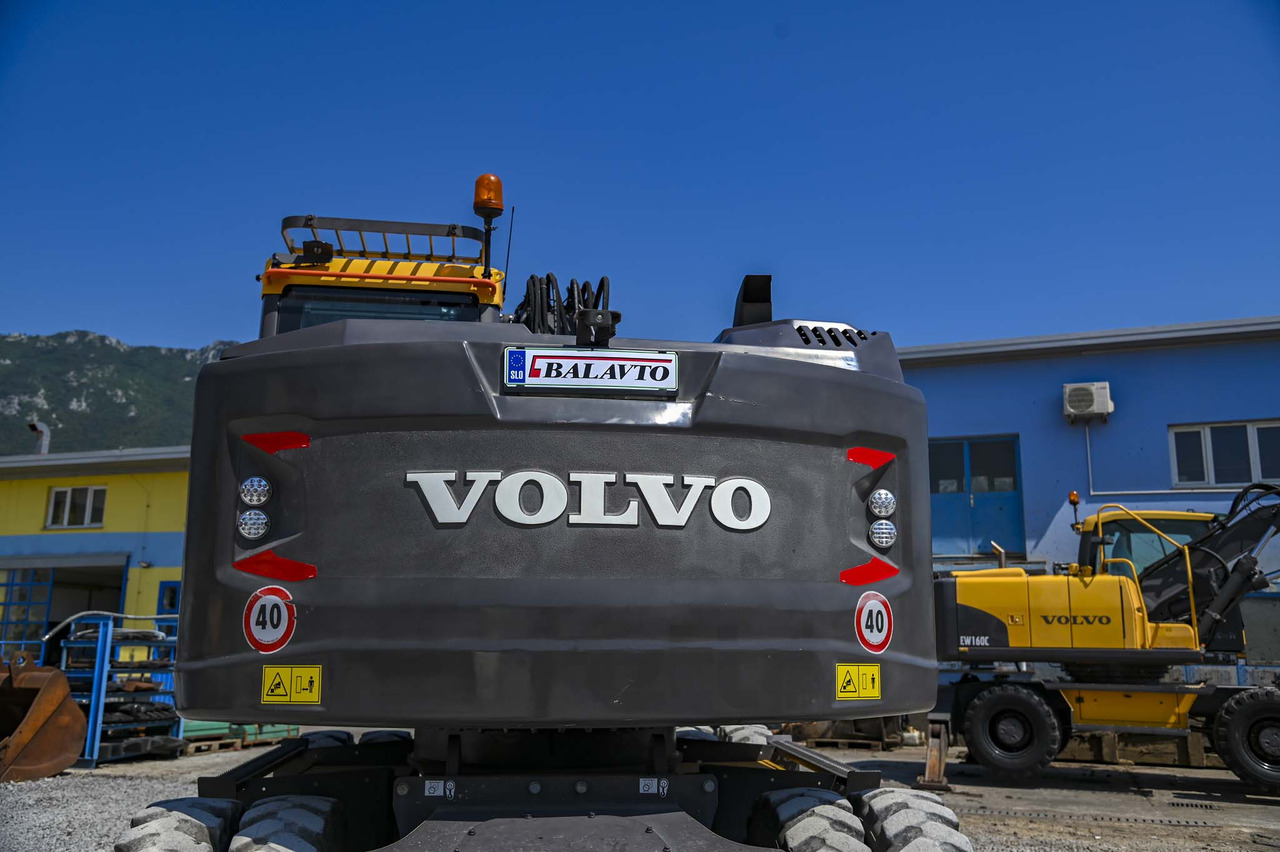 Wheel excavator VOLVO EWR150E: picture 36