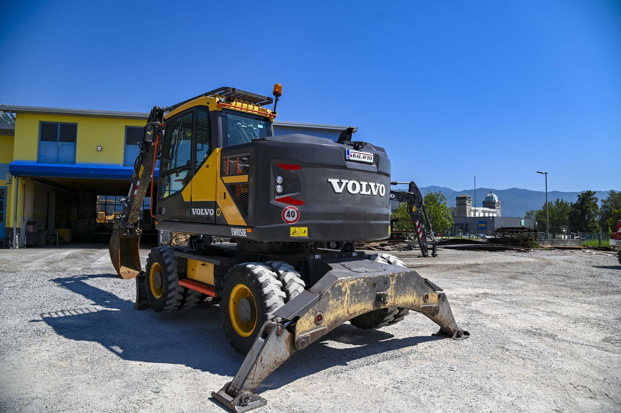 Wheel excavator VOLVO EWR150E: picture 5