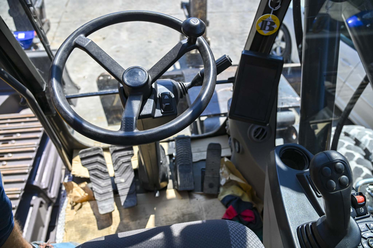 Wheel excavator VOLVO EWR150E: picture 50
