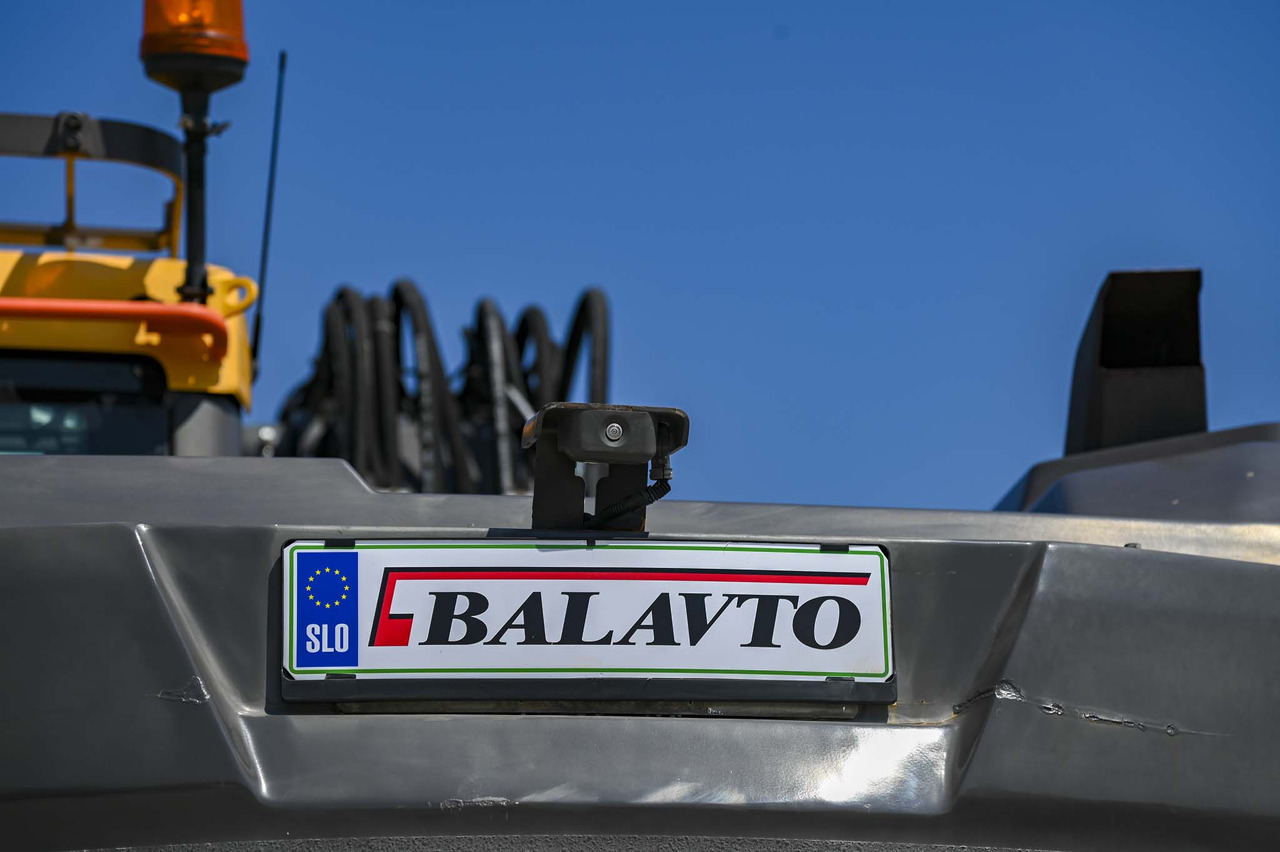 Wheel excavator VOLVO EWR150E: picture 37