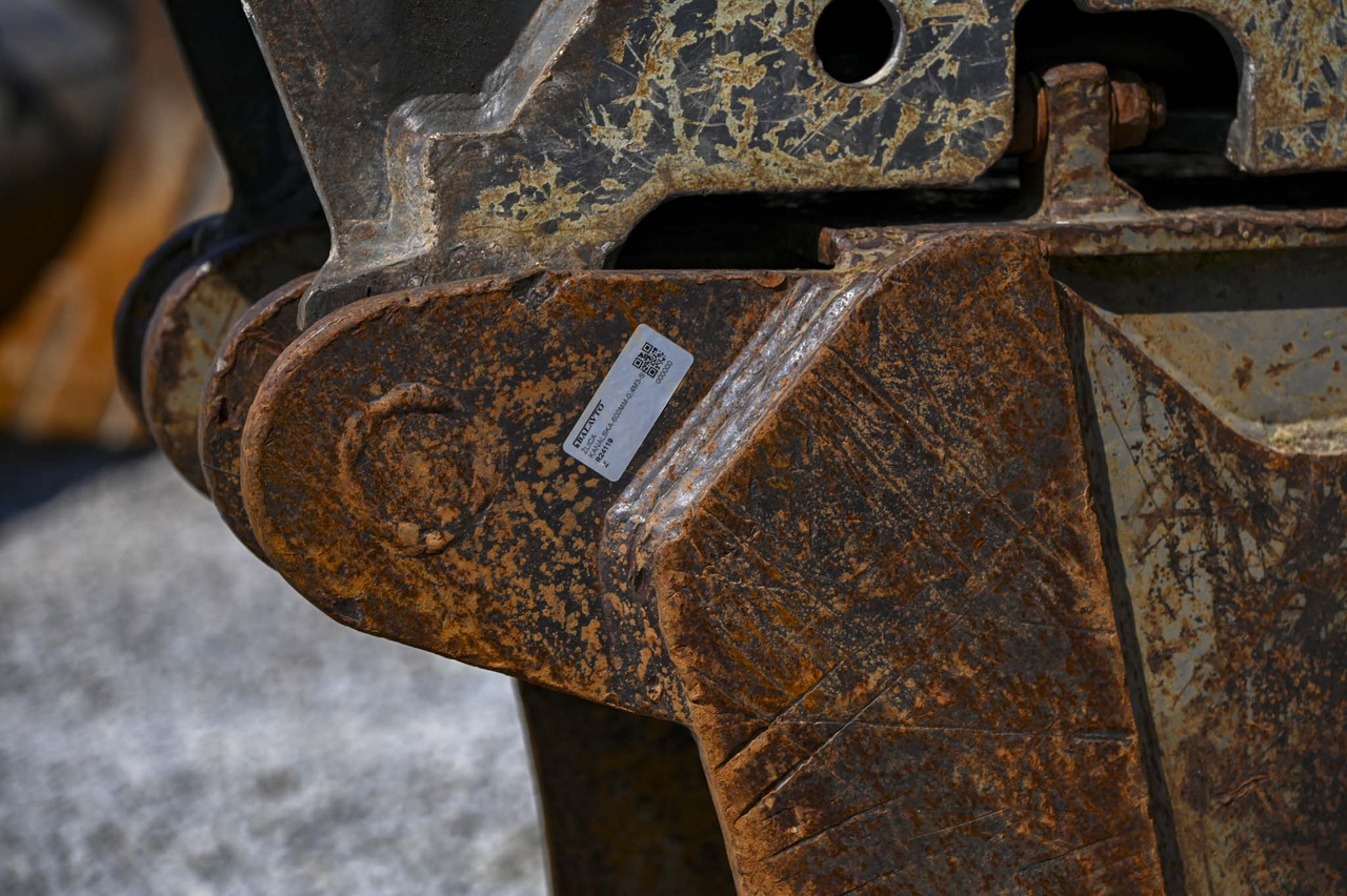 Wheel excavator VOLVO EWR150E: picture 16