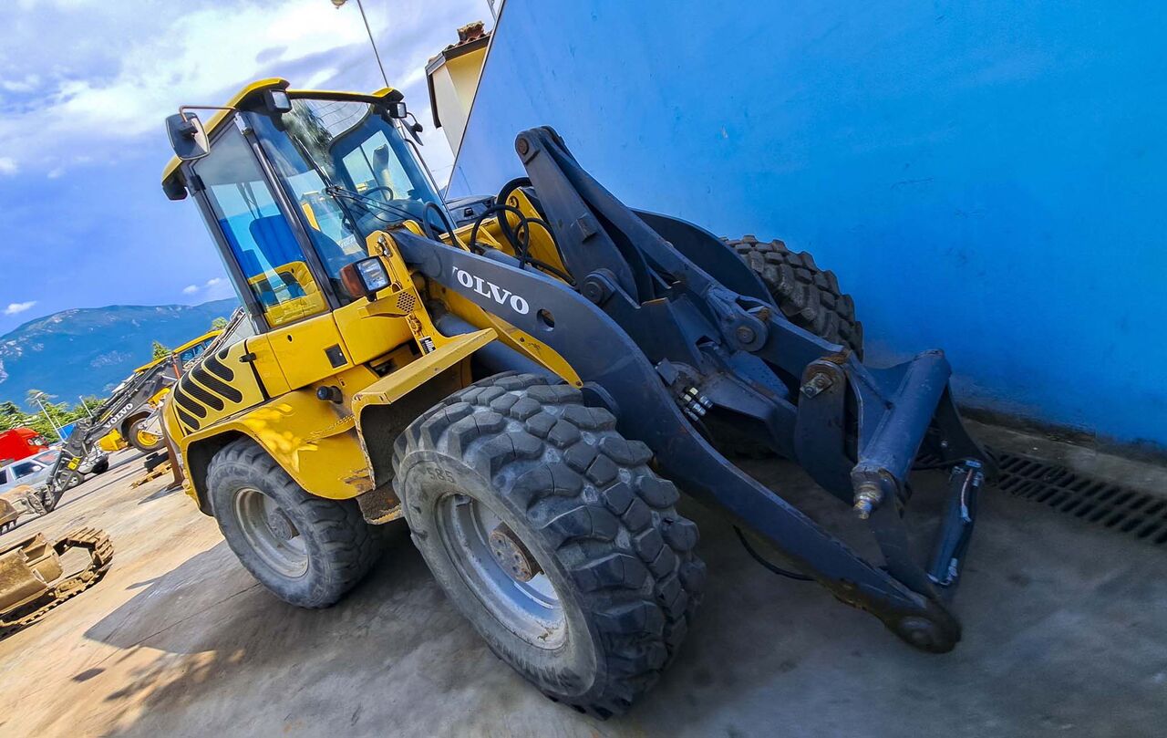VOLVO L45TP - Wheel loader: picture 1 VOLVO L45TP - Wheel loader: picture 1