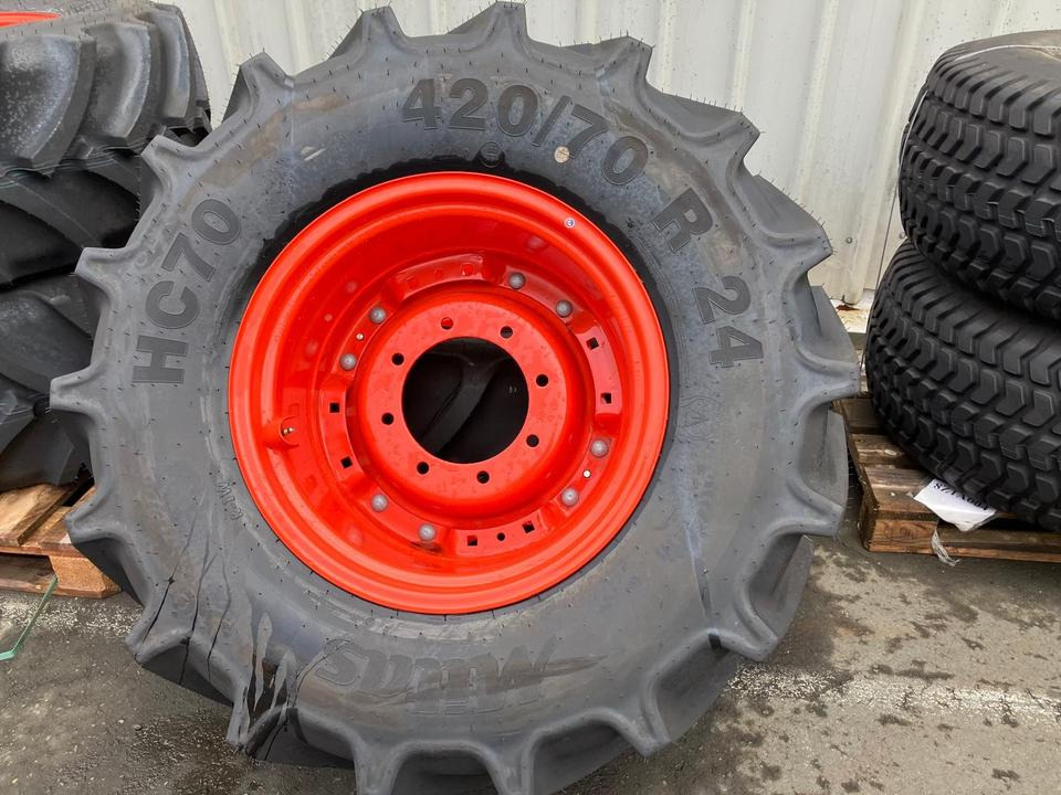 Rad Reifen Mitas 420/70R24 HC70 130D 133A8 neu aus Umbereifung - Wheel and tire package: picture 1 Rad Reifen Mitas 420/70R24 HC70 130D 133A8 neu aus Umbereifung - Wheel and tire package: picture 1