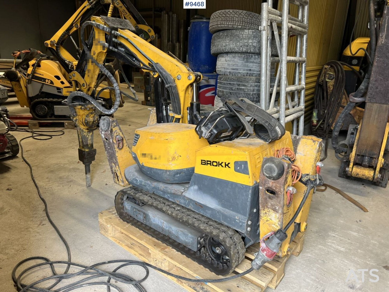 BROKK 70 Demolition / Forming robot - Construction machinery: picture 3 BROKK 70 Demolition / Forming robot - Construction machinery: picture 3