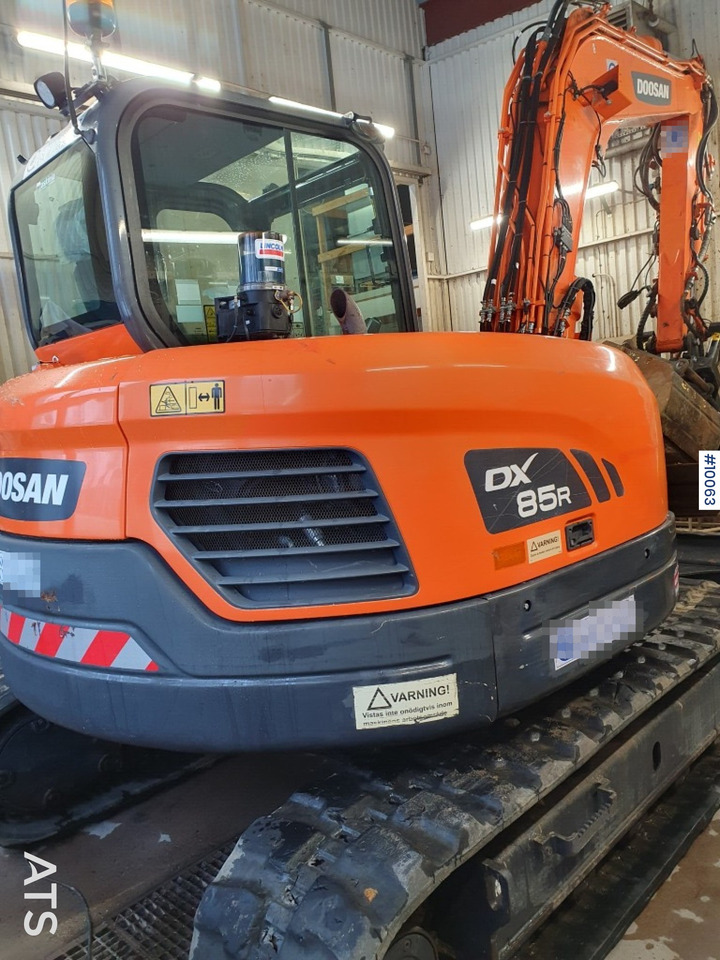 Doosan DX85R-3 Crawler Excavator with tiltrotator and attachments - Crawler excavator: picture 3 Doosan DX85R-3 Crawler Excavator with tiltrotator and attachments - Crawler excavator: picture 3