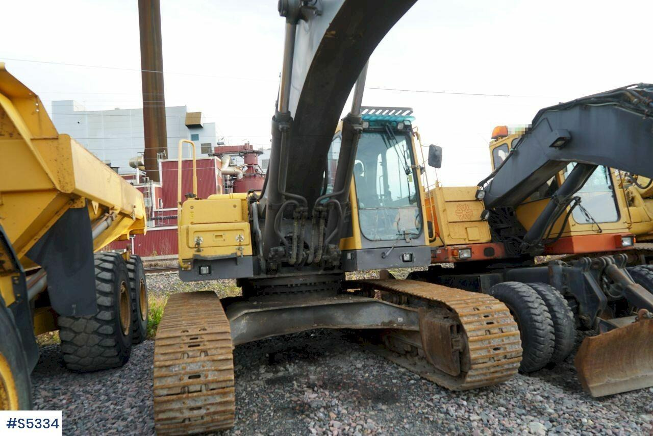 EXCAVATOR Volvo EC360 BLC WITH BUCKET - Excavator: picture 2 EXCAVATOR Volvo EC360 BLC WITH BUCKET - Excavator: picture 2