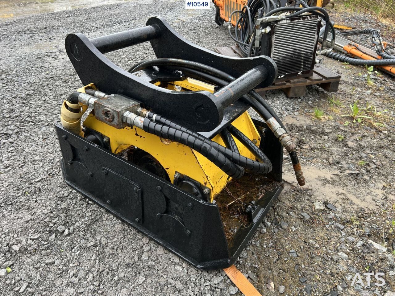Engcon Soil Compactor - S70 Mount - Vibratory plate: picture 1 Engcon Soil Compactor - S70 Mount - Vibratory plate: picture 1