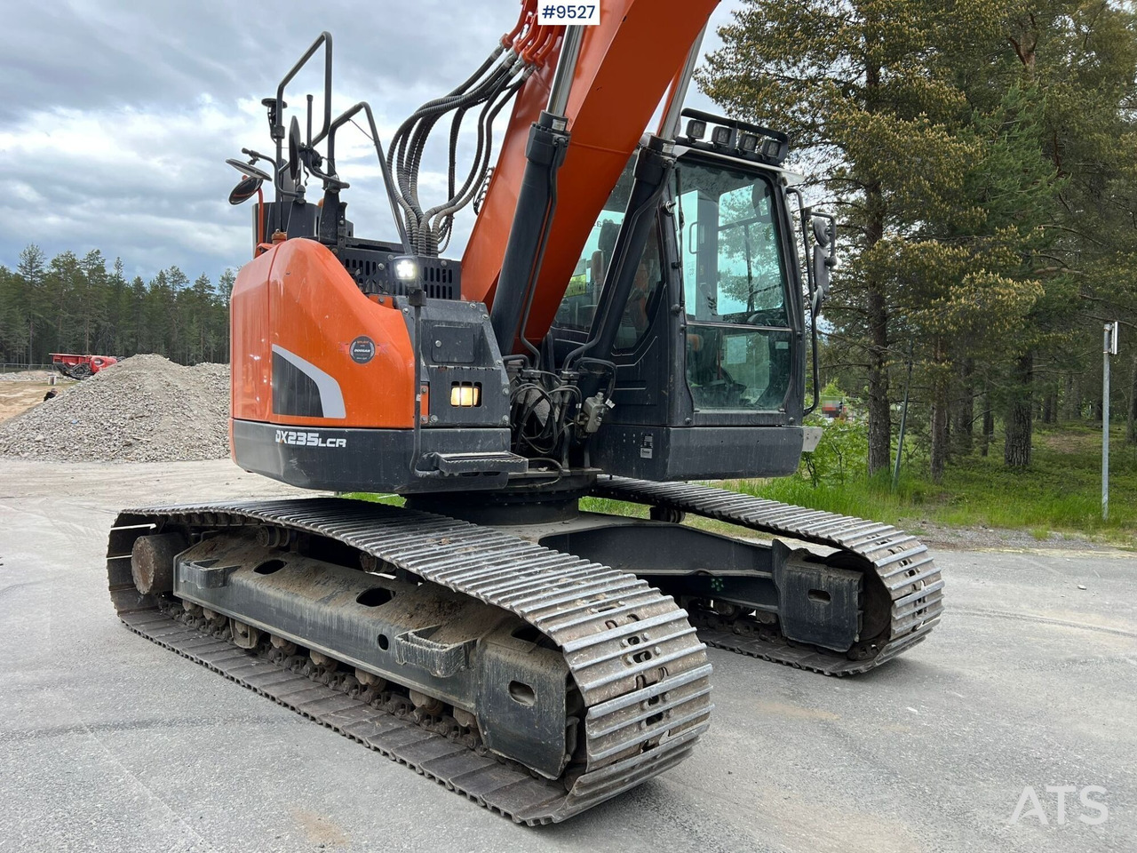 Excavator Doosan DX235 LCR-5 with excavator system (SEE VIDEO) - Crawler excavator: picture 5 Excavator Doosan DX235 LCR-5 with excavator system (SEE VIDEO) - Crawler excavator: picture 5