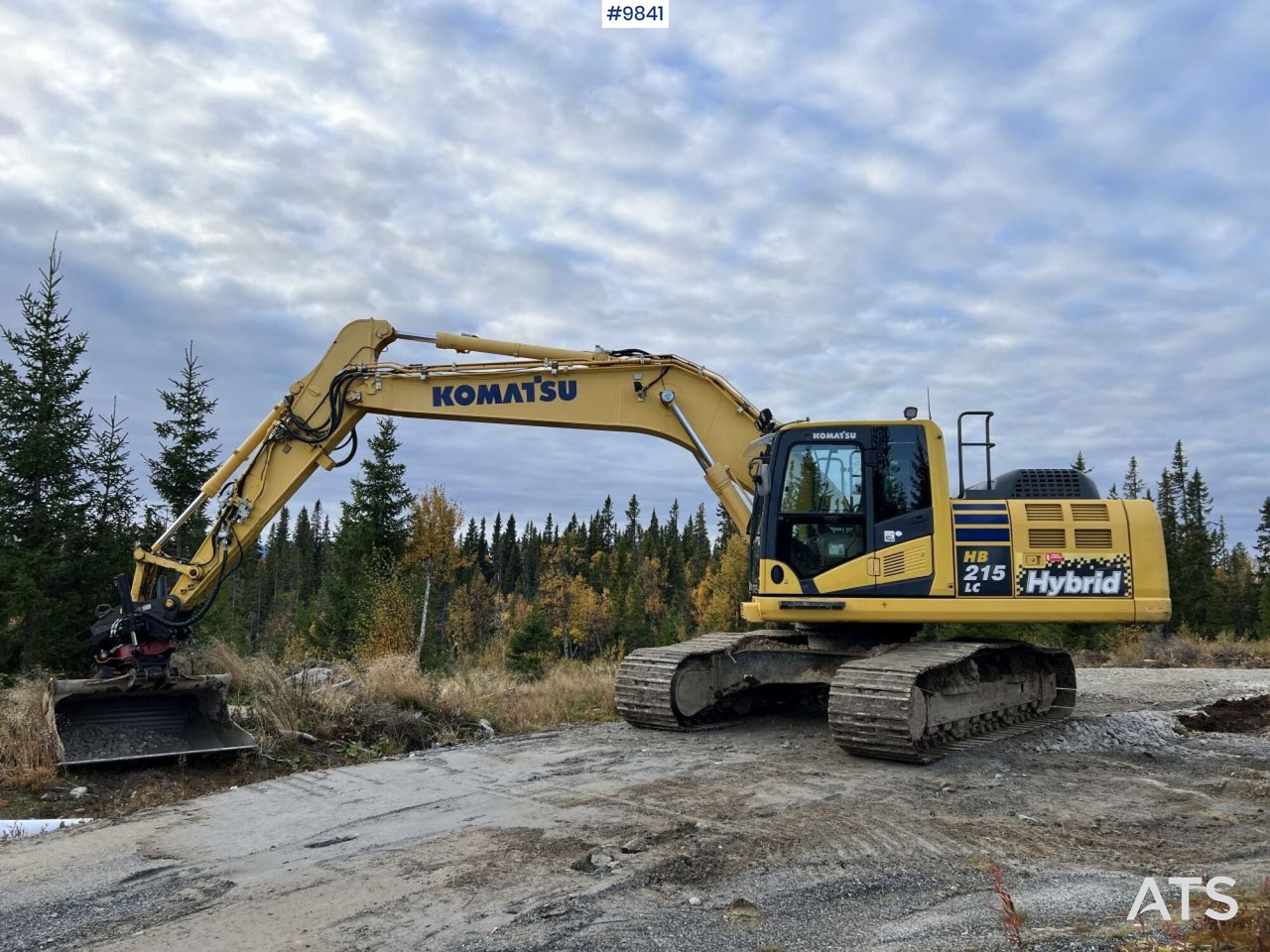 Excavator Komatsu HB 215 LC-2 with Tiltrotator and Buckets(See Video) - Crawler excavator: picture 1 Excavator Komatsu HB 215 LC-2 with Tiltrotator and Buckets(See Video) - Crawler excavator: picture 1