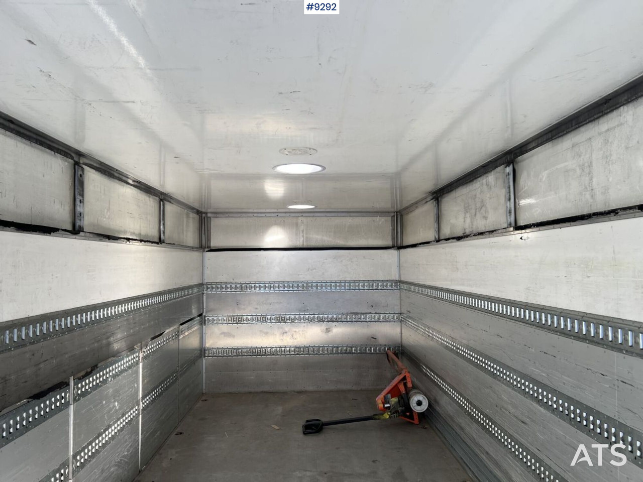 Box truck MAN TGM 26.340 6X2 Box truck: picture 13