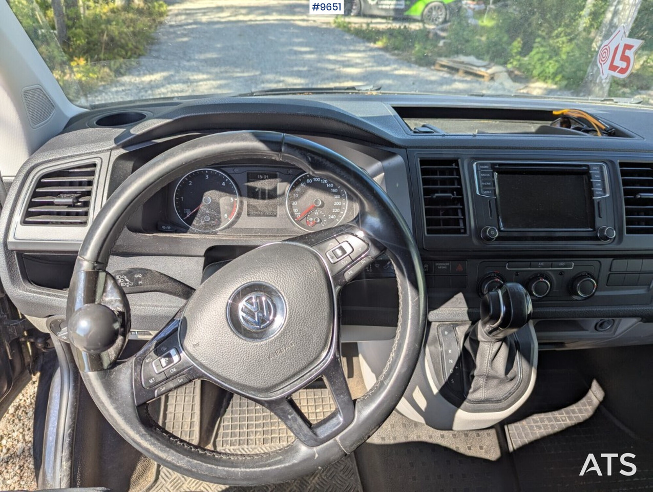 VW Transporter workshop fittings, double sliding doors - Municipal/ Special vehicle: picture 4 VW Transporter workshop fittings, double sliding doors - Municipal/ Special vehicle: picture 4