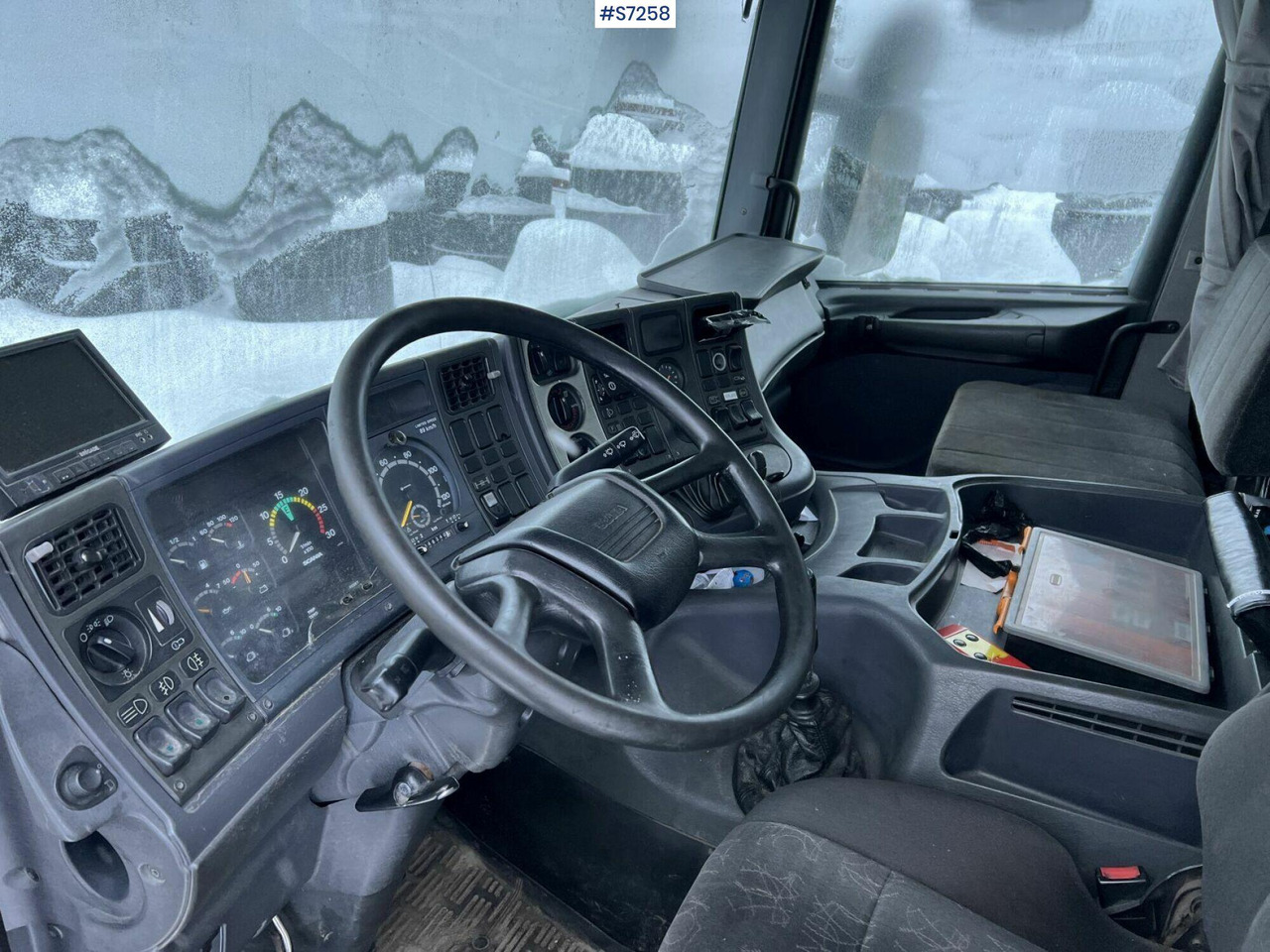 Leasing of  Scania P94 DB4x2NB260 Box truck Scania P94 DB4x2NB260 Box truck: picture 7