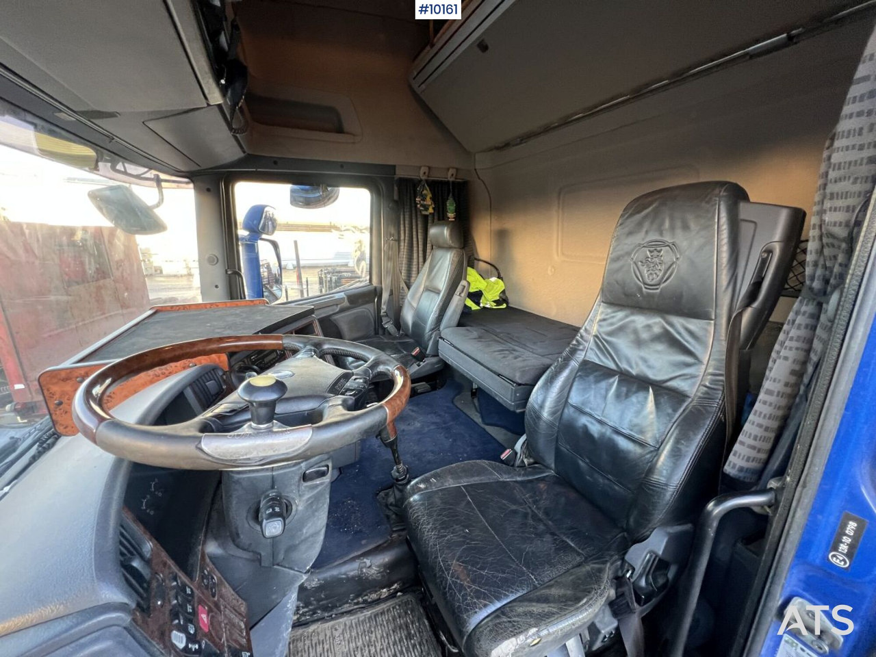 Scania R560 Box Truck with opening side - Box truck: picture 5 Scania R560 Box Truck with opening side - Box truck: picture 5