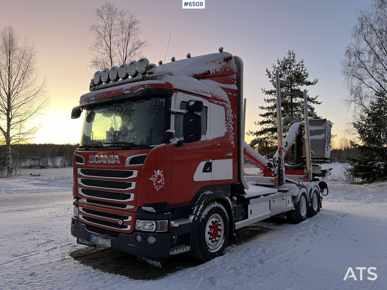 Scania R560 Timber Truck with crane - Timber truck: picture 2 Scania R560 Timber Truck with crane - Timber truck: picture 2