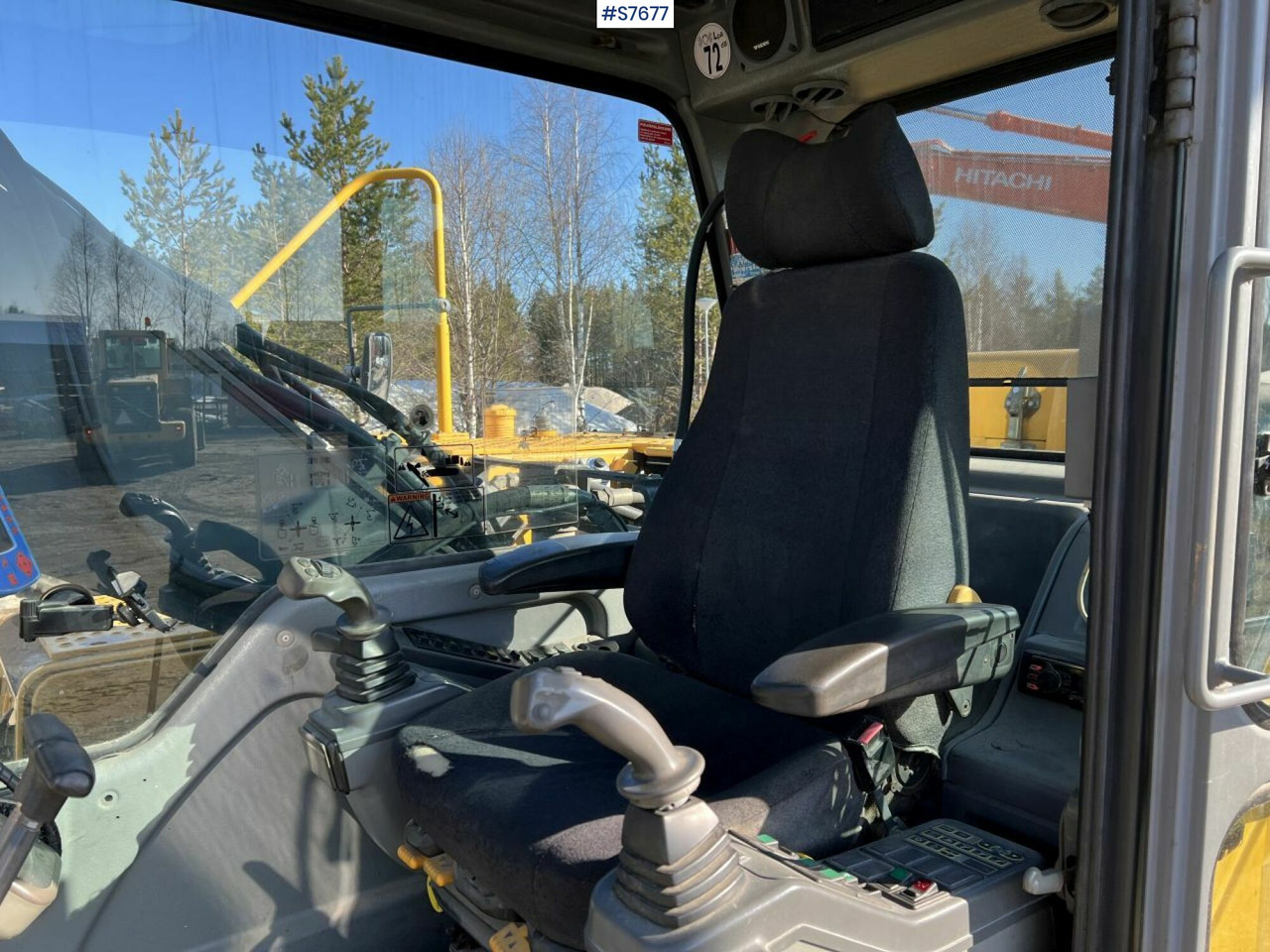 Excavator Volvo EC210 BLC Excavator with digging system: picture 6