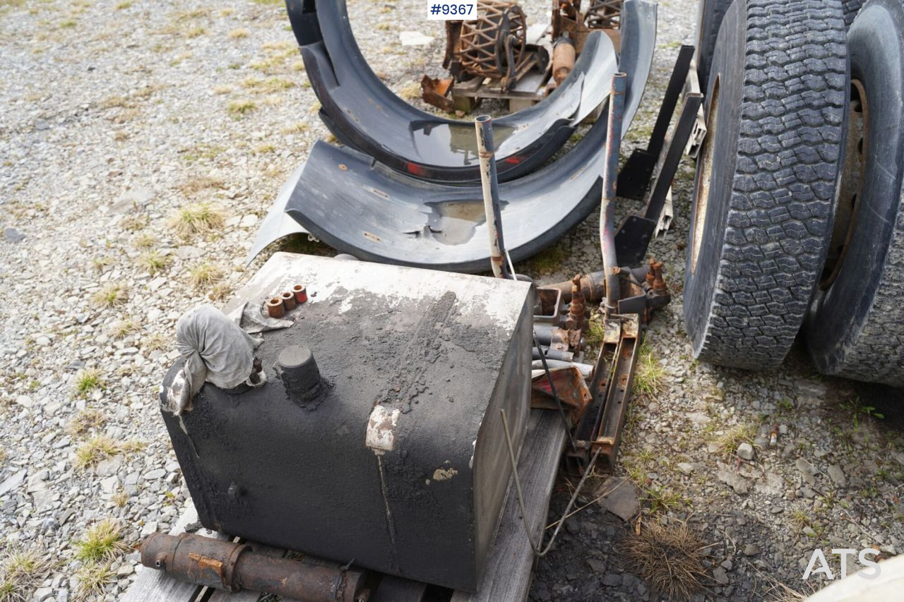 Cab chassis truck Volvo FM12 Spare parts car: picture 6