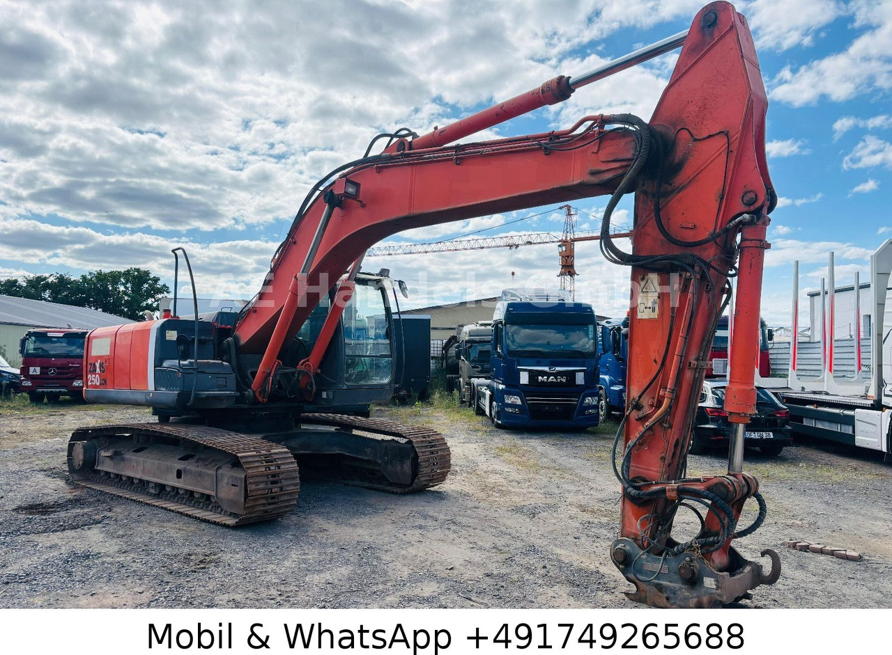 Hitachi ZX250LCN-3 *16.800 STD/Monoausleger/OilQuick - Crawler excavator: picture 1 Hitachi ZX250LCN-3 *16.800 STD/Monoausleger/OilQuick - Crawler excavator: picture 1
