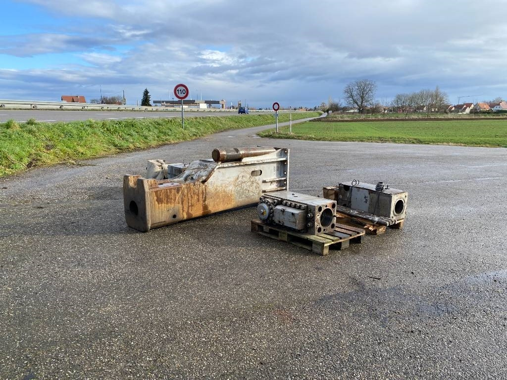 Daemo B 650 a réparer - Hydraulic hammer for Construction machinery: picture 4 Daemo B 650 a réparer - Hydraulic hammer for Construction machinery: picture 4