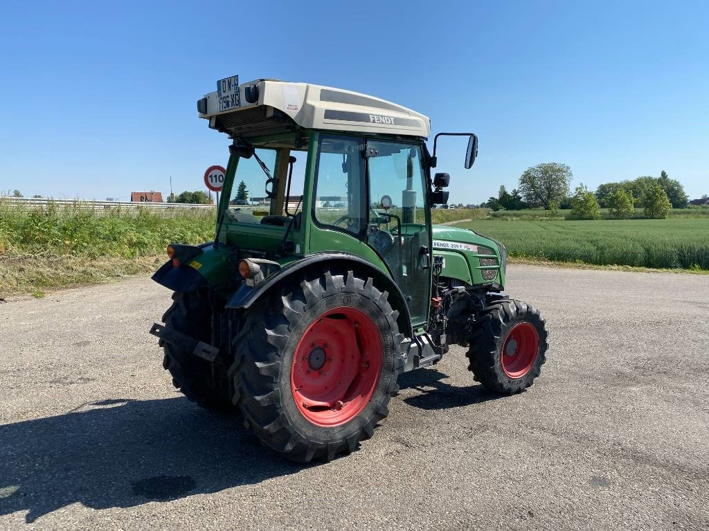 Fendt 209F Vario TMS 1er Main endommagé - Farm tractor: picture 4 Fendt 209F Vario TMS 1er Main endommagé - Farm tractor: picture 4