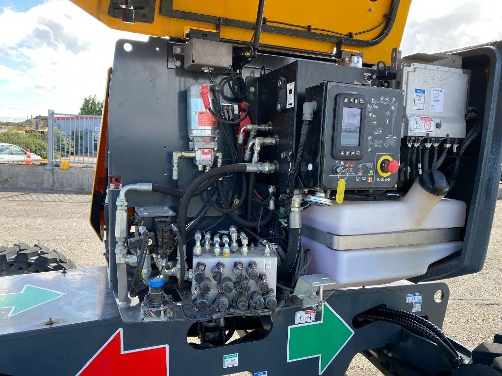 Articulated boom Haulotte HA16 RT/PRO-Certificat CE endommagée: picture 19 Articulated boom Haulotte HA16 RT/PRO-Certificat CE endommagée: picture 19