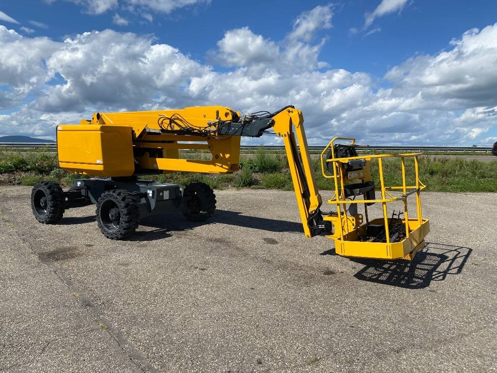 Articulated boom Haulotte HA16 RT/PRO-Certificat CE endommagée: picture 6 Articulated boom Haulotte HA16 RT/PRO-Certificat CE endommagée: picture 6