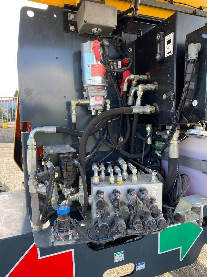 Articulated boom Haulotte HA16 RT/PRO-Certificat CE endommagée: picture 20 Articulated boom Haulotte HA16 RT/PRO-Certificat CE endommagée: picture 20