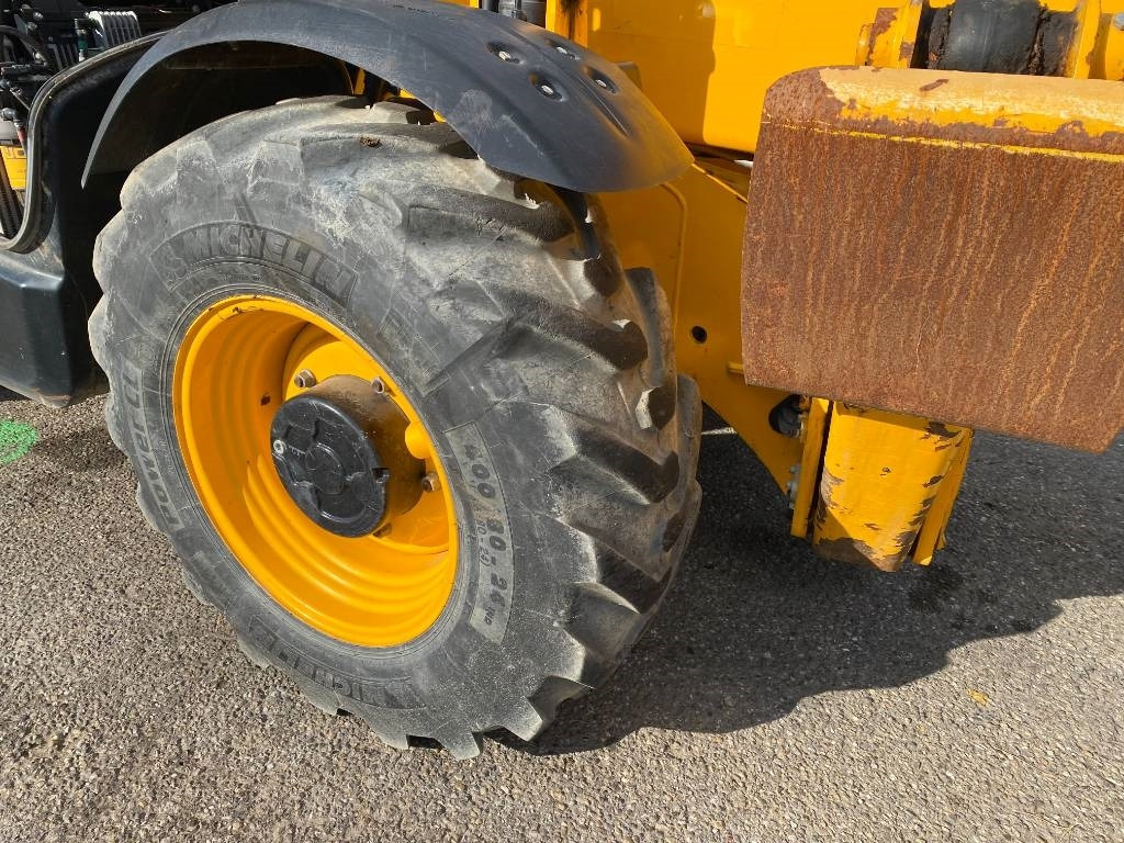 Telescopic handler JCB 540-140 -1er Main endommagé: picture 41 Telescopic handler JCB 540-140 -1er Main endommagé: picture 41