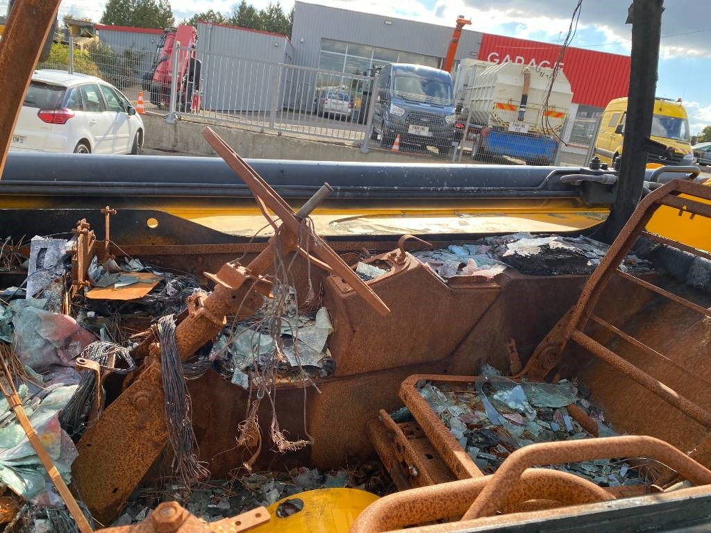 Telescopic handler JCB 540-140 -1er Main endommagé: picture 22 Telescopic handler JCB 540-140 -1er Main endommagé: picture 22