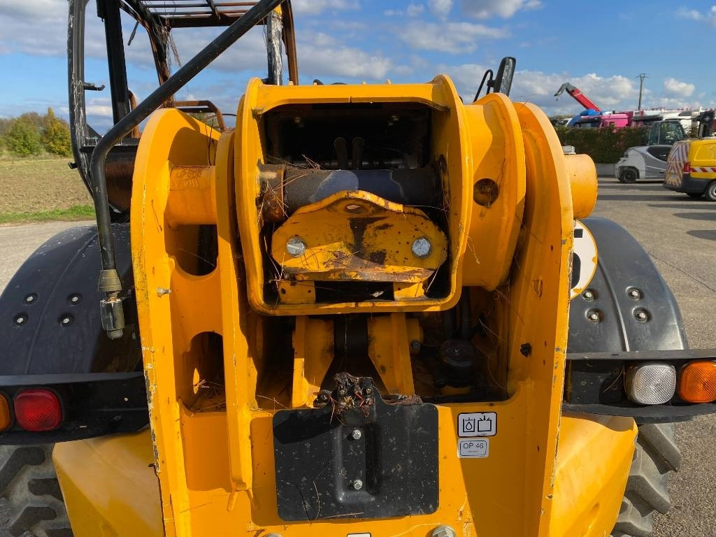Telescopic handler JCB 540-140 -1er Main endommagé: picture 28 Telescopic handler JCB 540-140 -1er Main endommagé: picture 28