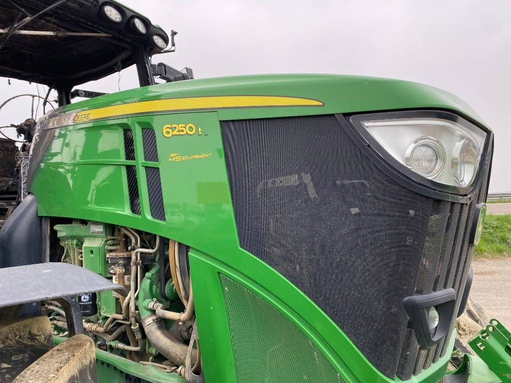 Farm tractor John Deere 6250 R / AutoPower endommagé: picture 22