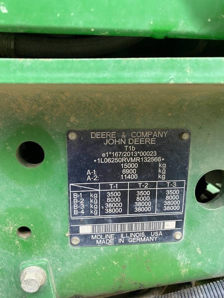 Farm tractor John Deere 6250 R / AutoPower endommagé: picture 8