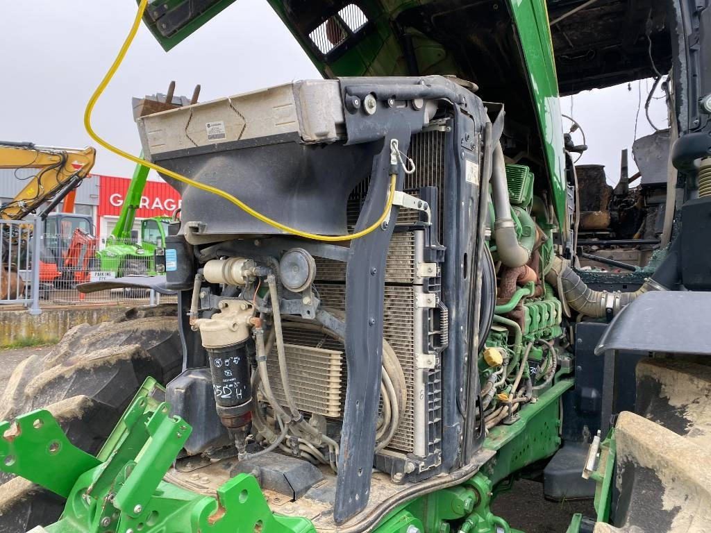 Farm tractor John Deere 6250 R / AutoPower endommagé: picture 18