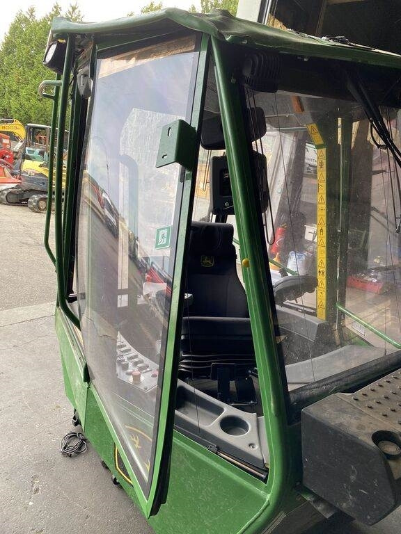 Cab for Truck John Deere SERIE 10: picture 19