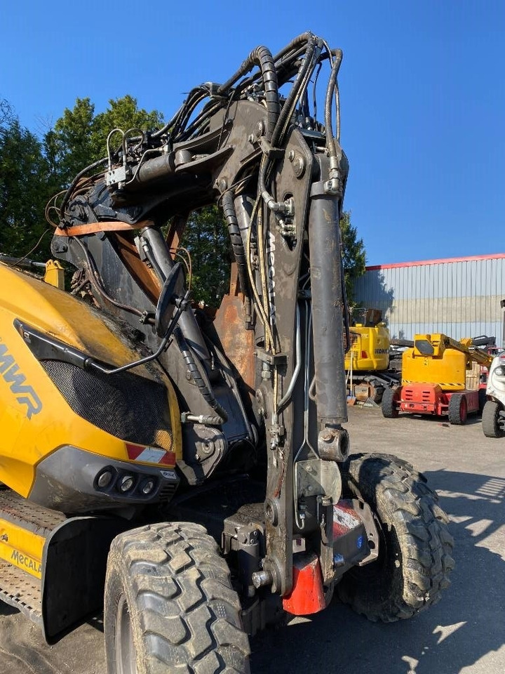 Wheel excavator Mecalac 7 MWR Origine Française endommagée: picture 39