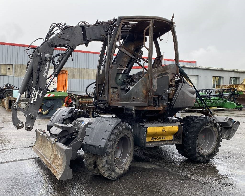 Mecalac 9 MWR / 1er Main Origine Française endommagée - Wheel excavator: picture 5 Mecalac 9 MWR / 1er Main Origine Française endommagée - Wheel excavator: picture 5